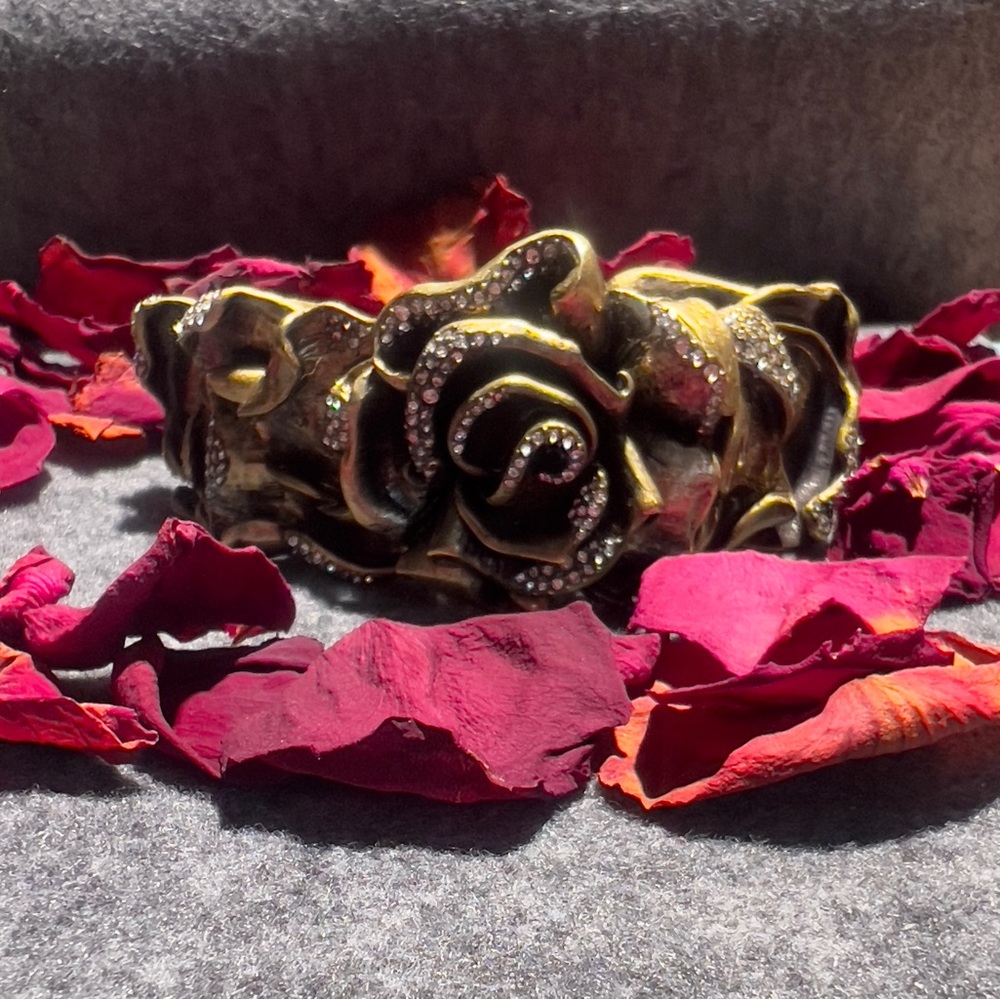 Gorgeous Vintage Vibe Brass Metal Rose Bracelet with Rhinestones.